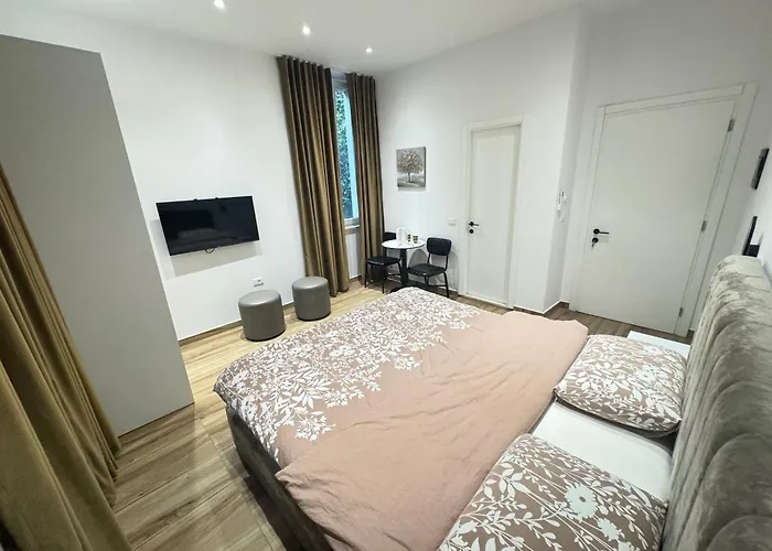 Affittacamere 21 At Blloku Area