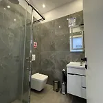 21 At Blloku Area 3* Tirana
