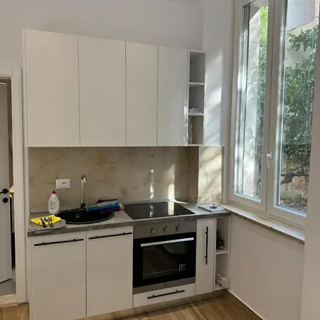 Guest house 21 At Blloku Area Tirana